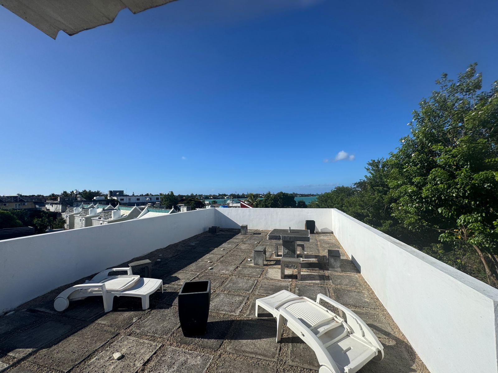 GRAND BAIE ROOFTOP LAGOON VIEW